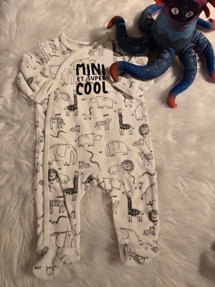 🥰🤩💙💙 superbe Lot pyjamas 3mois garçon 🥰🤩💙💙 - photo numéro 2