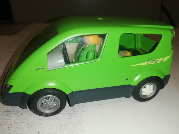 Voiture playmobil