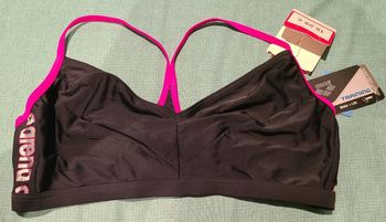 Haut de maillot ou brassière de sport