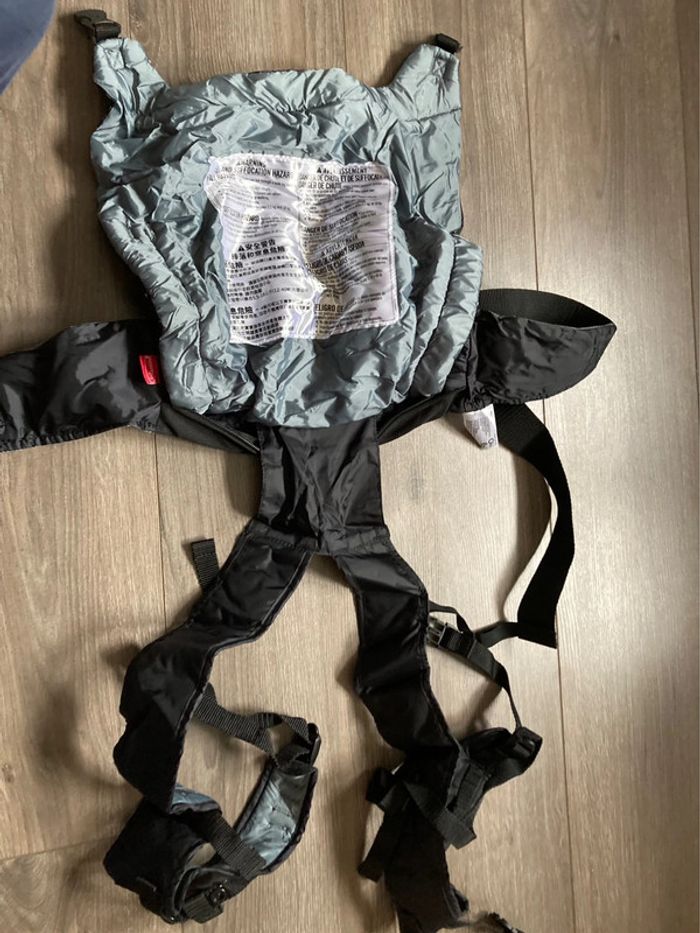 Porte bébé Infantino de voyage banane zip - photo numéro 3