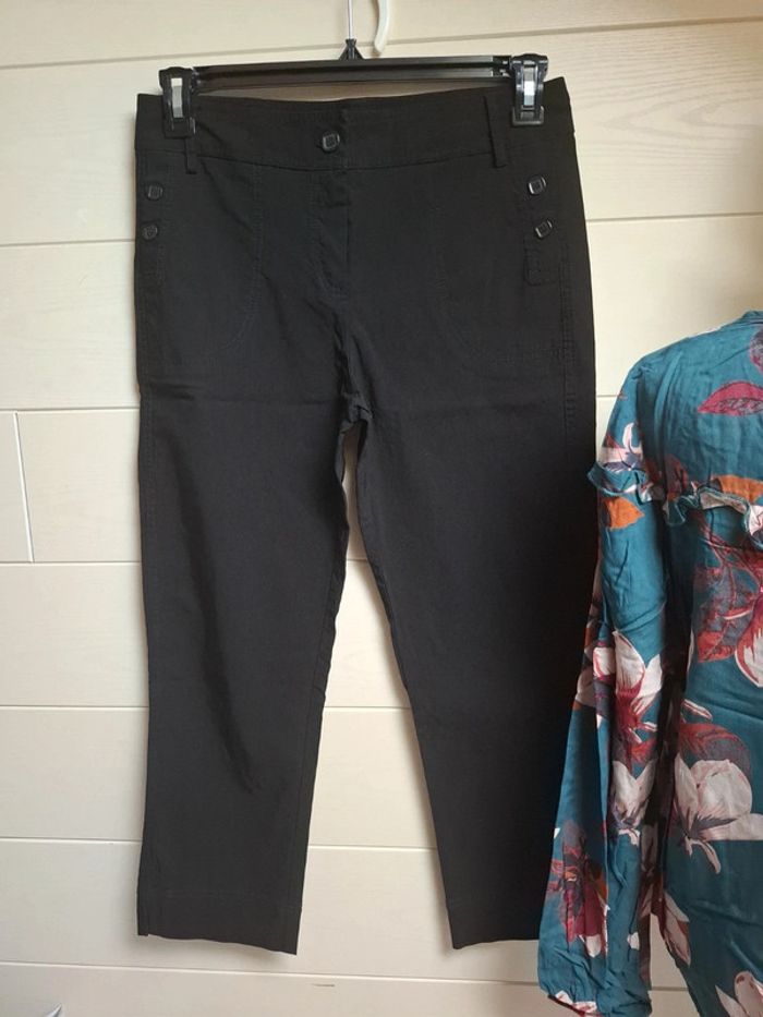 Lot pantacourt + blouse taille 40 - photo numéro 4