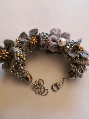 Bracelet feutrine et perles