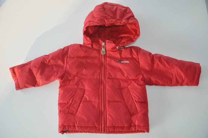 Authentique belle doudoune Diesel 12 mois