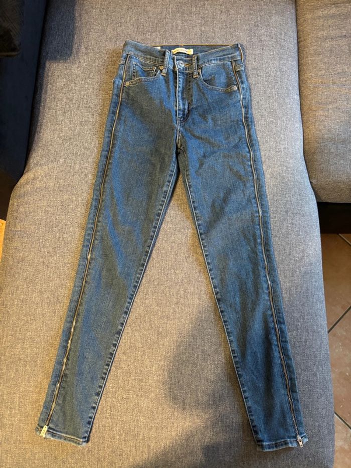 Jean levis bleu