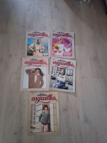 Lot de 5 livres " alpha aiguilles
