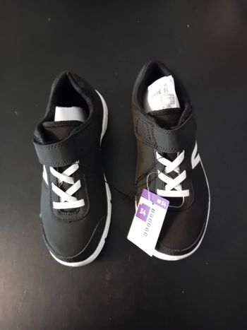 Baskets taille 34 neuves