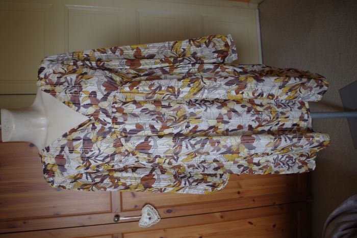 Riu Paris- Robe beige  T 40