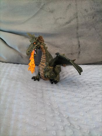 Figurine dragon 2005