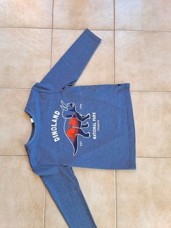 Tee-shirt manches longues 3 ans Okaidi, Parfait état