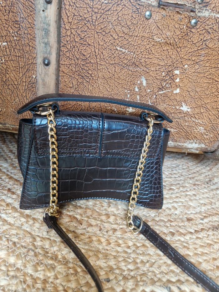 Jolie petit sac à main ou à bandoulière marron effet croco primark - photo numéro 3
