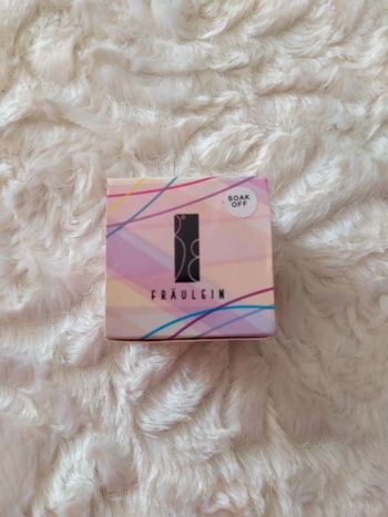 Gel UV blanc soak-off Fraulein 38