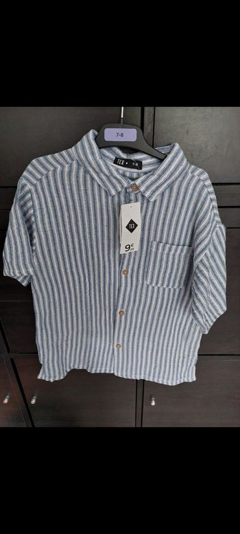 Chemise bleue et blanche garçon 7/8ans
