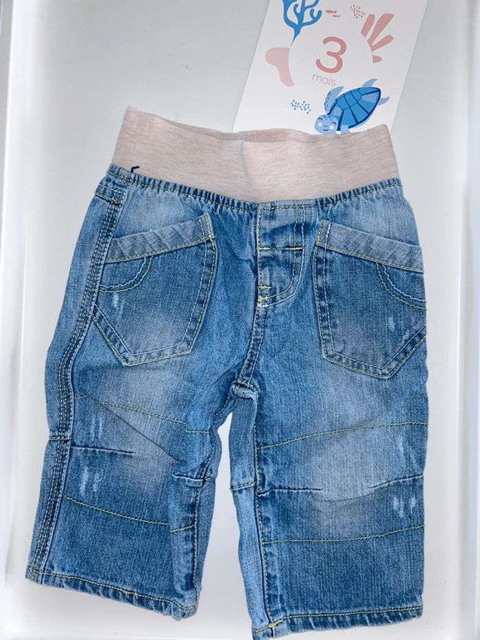 Jean 3 mois
