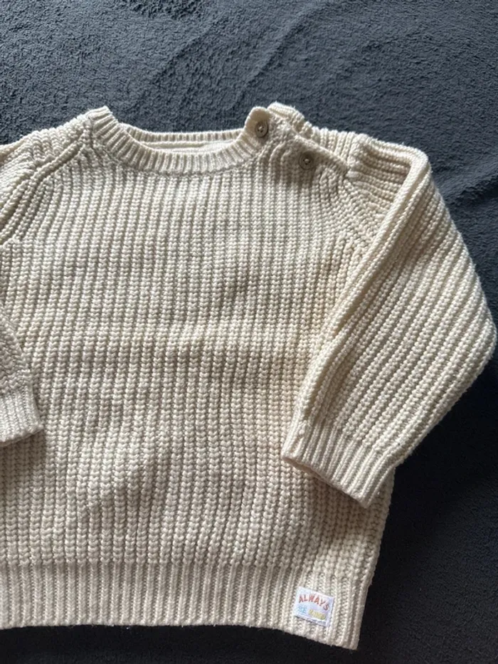 Pull jaune pastel - photo numéro 2
