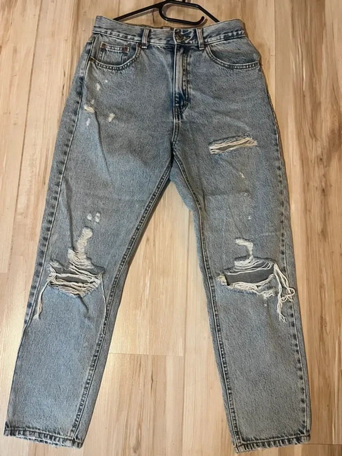 jeans à trou pull and bear - photo numéro 6