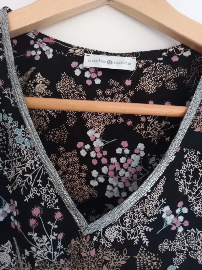 Robe noir à fleur - photo numéro 3