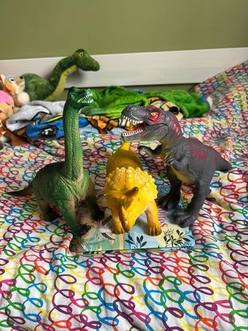 Lot 3 dinosaures