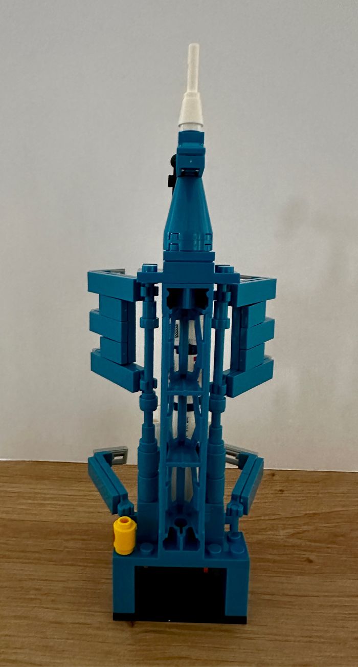 Petite fusée bleue (jeu de construction) - photo numéro 4