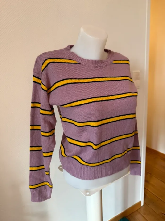 Pull en très bon état Shein rose et jaune taille S - photo numéro 2