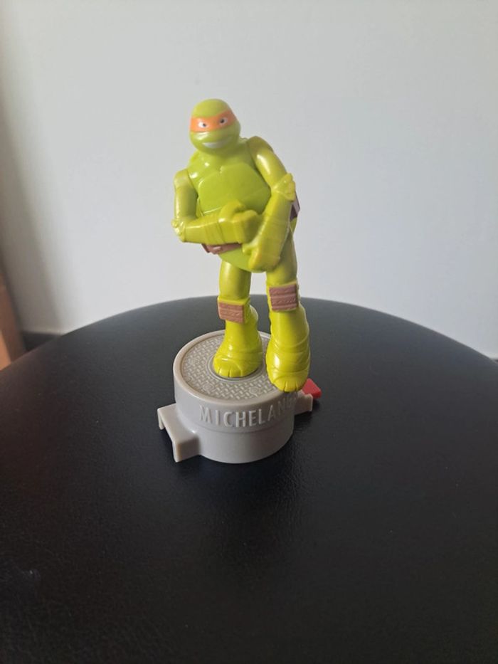 Figurine Tortue Ninja Michelangelo - photo numéro 2