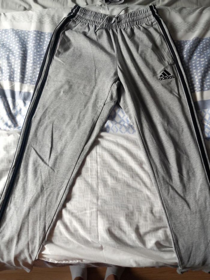 Survêtement adidas taille S - photo numéro 2