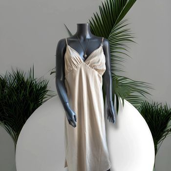 Robe longue- beige doré- L