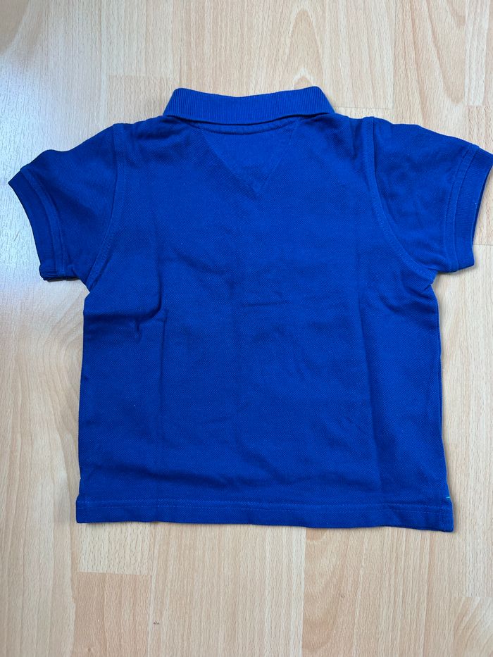 TOMMY HILFIGER - Polo garçon bleu 18 mois - photo numéro 2