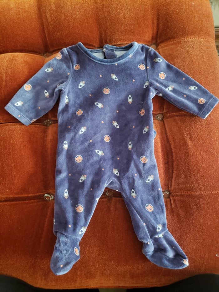 Pyjama de l'espace