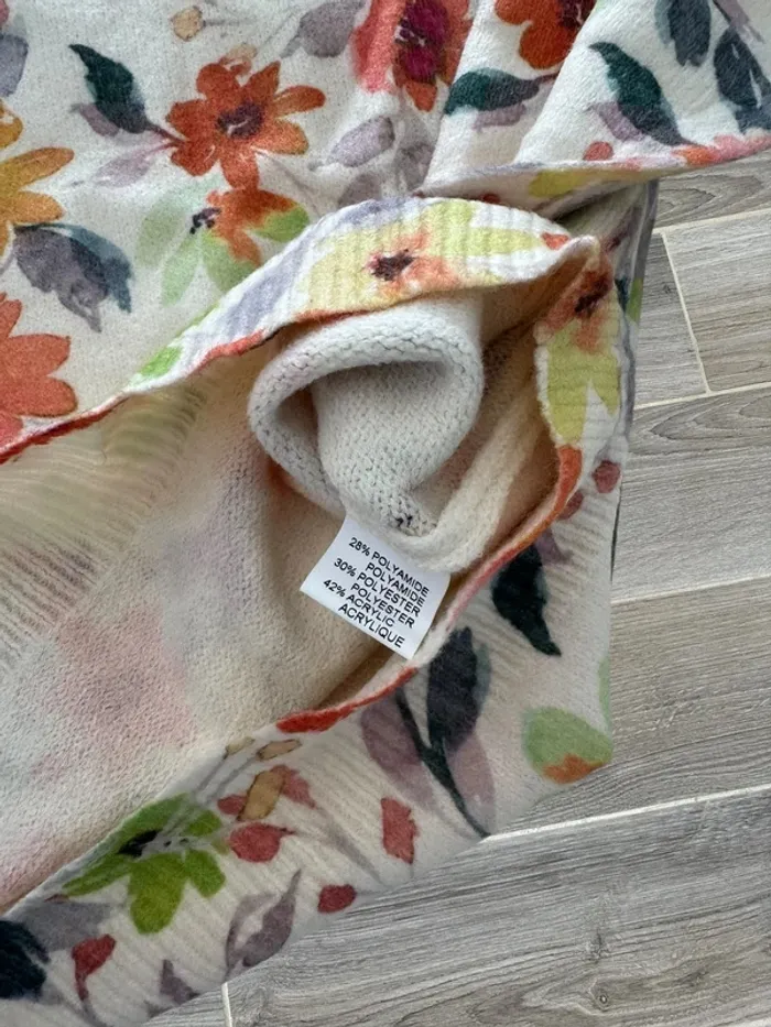 Pull femme automne fleuri neuf - photo numéro 3