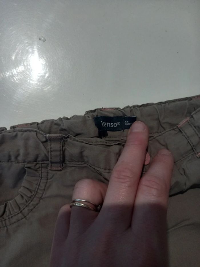 2 pantalons fille 18 mois - photo numéro 3