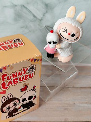 grosse figurine labubu fluffy grise