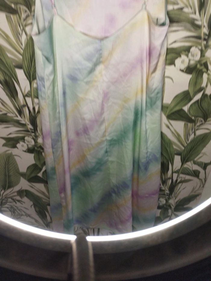 Robe satinée taille l marque bisous project - photo numéro 8