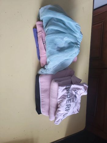 Lot vêtements fille 4 ans