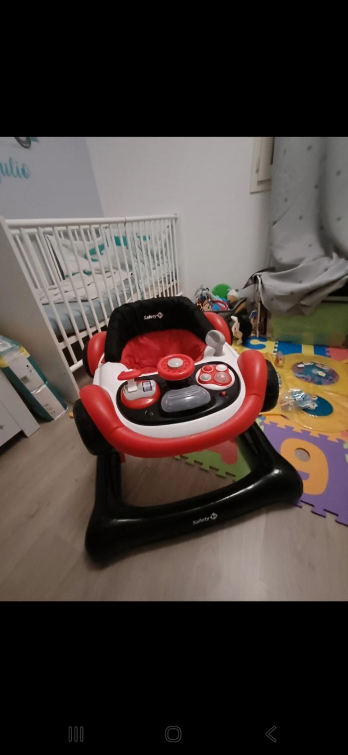 Trotteur bébé