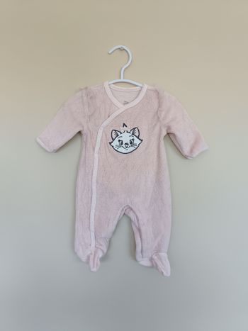 Pyjama mary Disney baby 1mois Pyjama grenouillère mary 
Marque Disney baby 
Taille 1 mois 54cm 
Très bon état 
N3️⃣