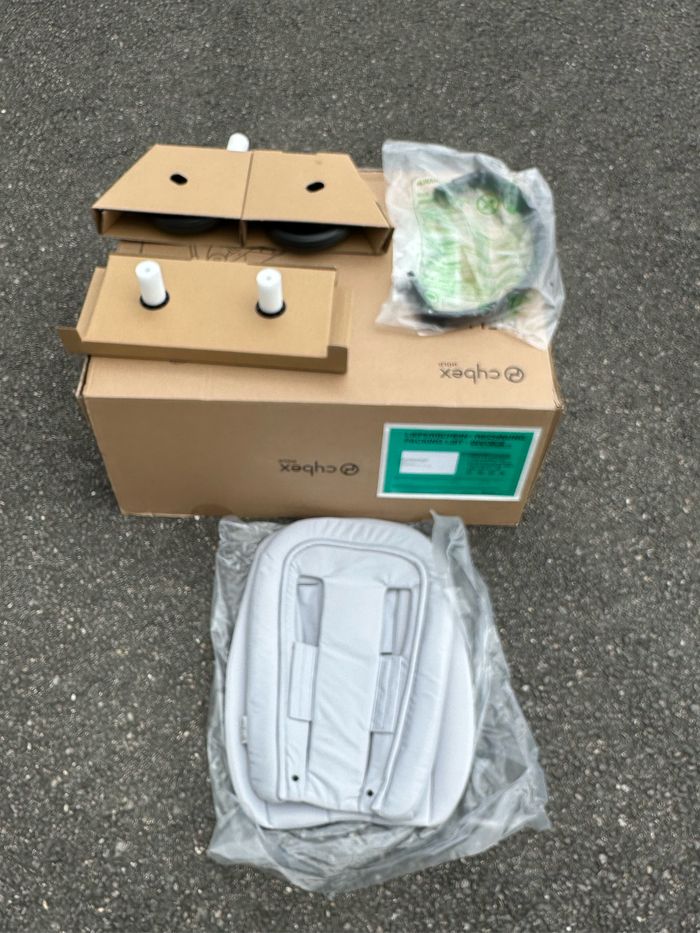 Poussette melio 4 fog grey cybex neuve sous carton - photo numéro 4