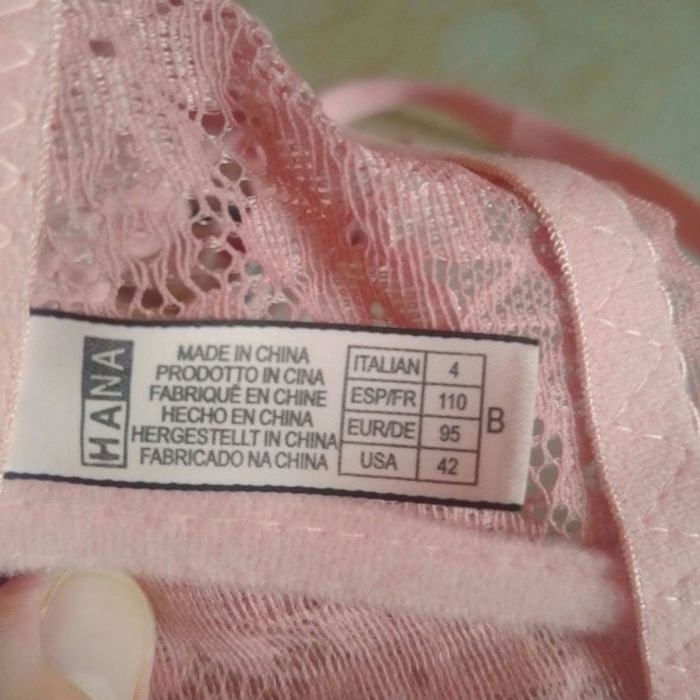 Soutien gorge neuf - photo numéro 8