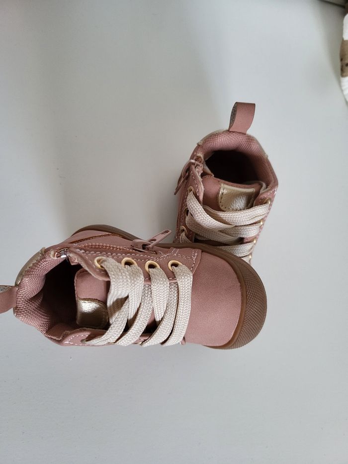 Chausseur neuf - photo numéro 3