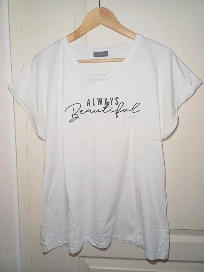T-shirt Yessica