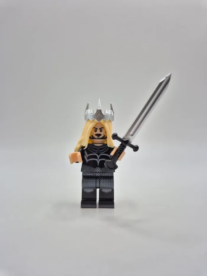 Figurine type lego Sauron seigneur des anneaux / hobbit