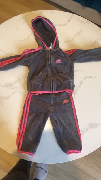 Survêtement adidas bébé fille