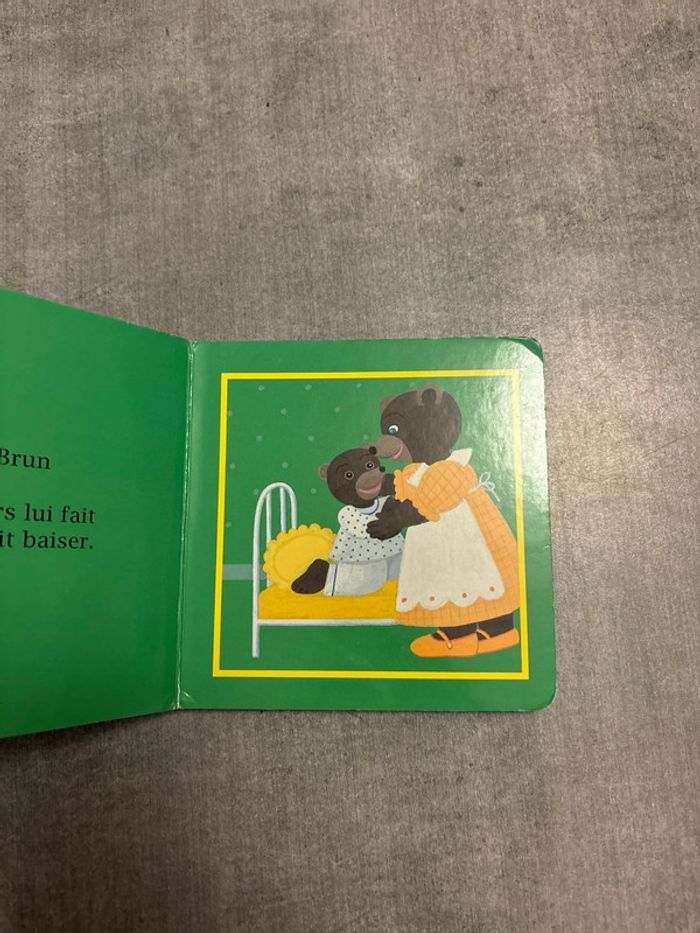 Livre Petit Ours Brun et les baisers - photo numéro 2