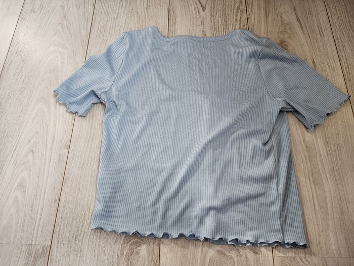 Crop top bleu ciel taille M - photo numéro 2