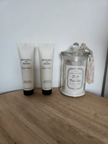 🌺Lot de 2 crèmes corps soufflé Mitchelle and Peach🌺