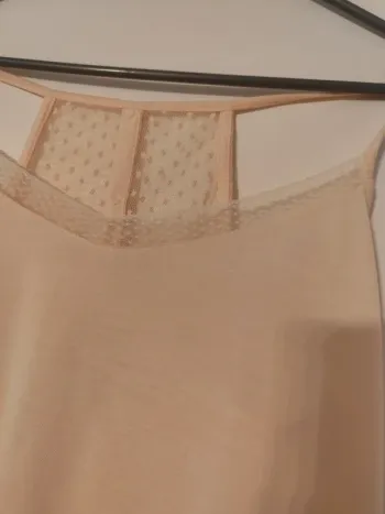 Débardeur rose pâle