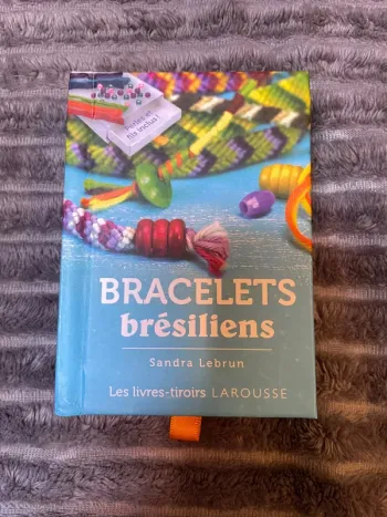Livre - Bracelets brésiliens
