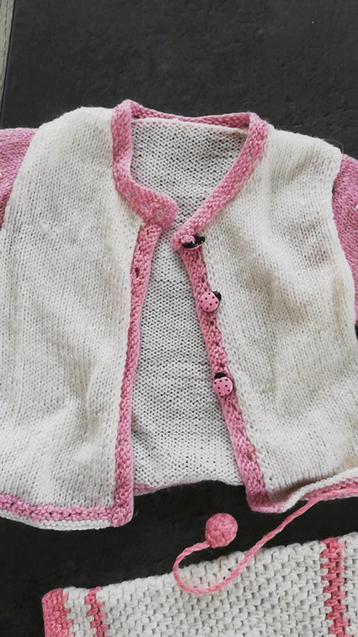 2 gilets en laine - photo numéro 2
