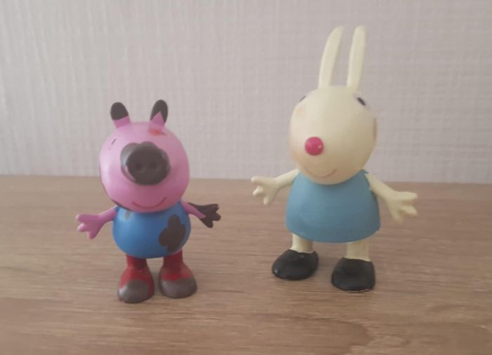 2 figurines de Peppa Pig en plastique de 5 à 6 cm