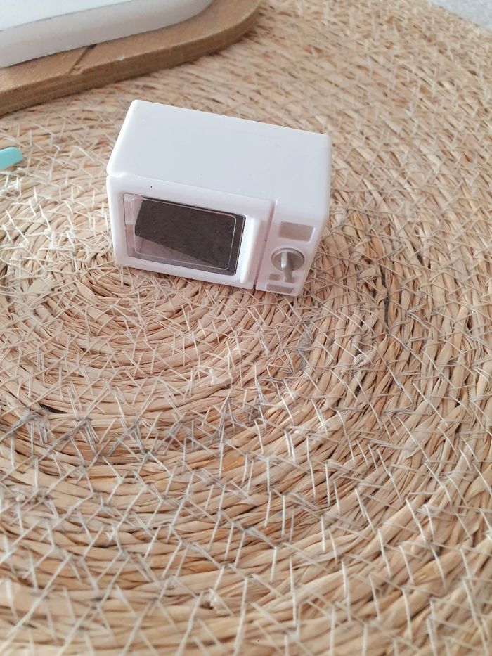 Le Petit Micr-onde + Aspirateur 💌 - photo numéro 2