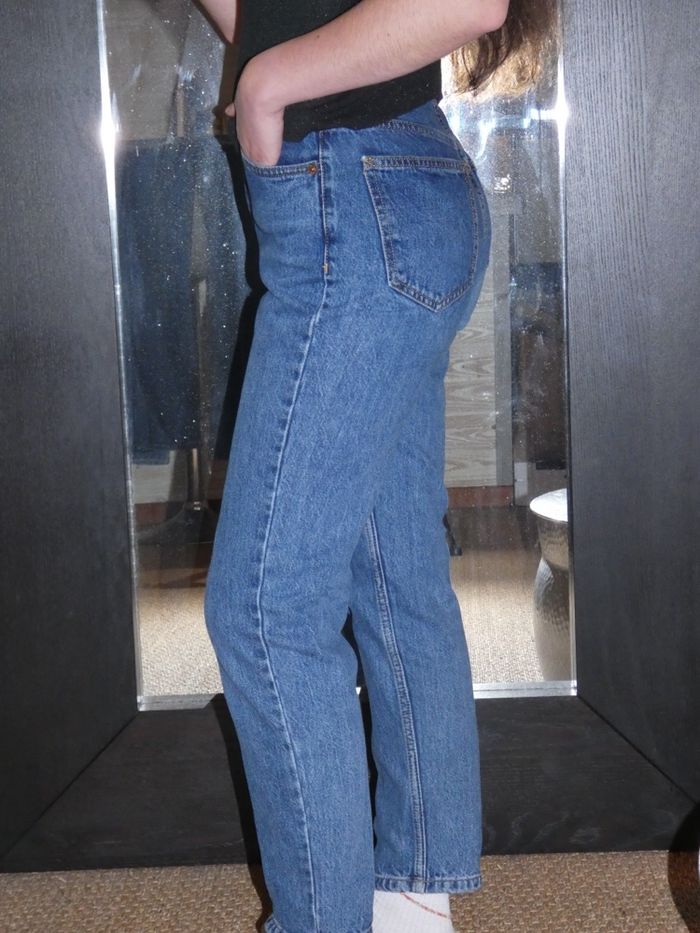 Jean mom Pull & Bear - photo numéro 2